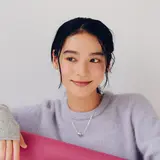 頬と唇に血色ON。リンクメイクでいつだってフレッシュに。
