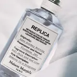 <メゾン マルジェラ「レプリカ」フレグランス>　12月5日（金）【西武池袋本店 1階フレグランスゾーン】にオープン！