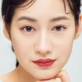 秋の気配を感じさせるジューシーなベリー系リップ